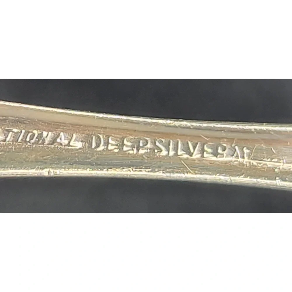 Vintage Internation Deep Silver  Scalloped Sugar Spoon Silverplated